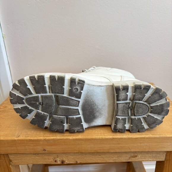 Vegan lace up chunky combat boots in White - Picture 5 of 5